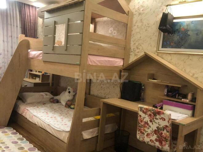 4 otaqlı yeni tikili - Şah İsmayıl Xətai m. - 196 m² (21)