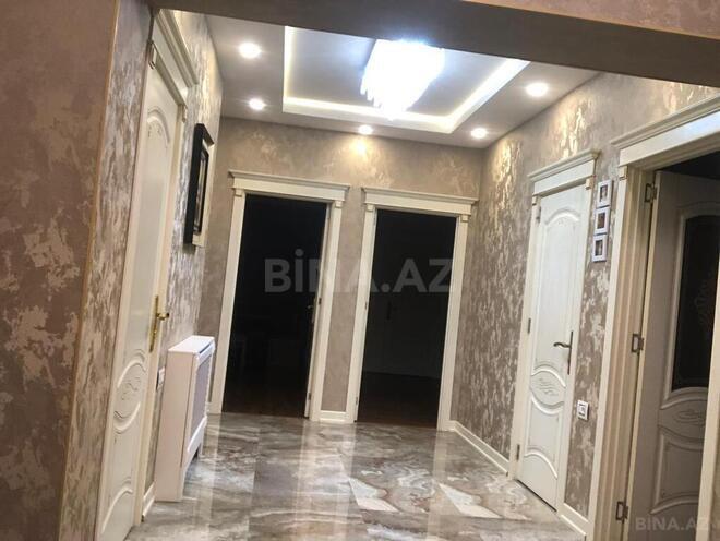 4 otaqlı yeni tikili - Şah İsmayıl Xətai m. - 196 m² (18)