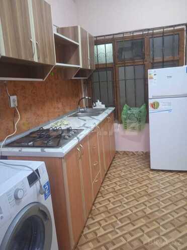 2 otaqlı həyət evi/bağ evi - Bakıxanov q. - 45 m² (2)