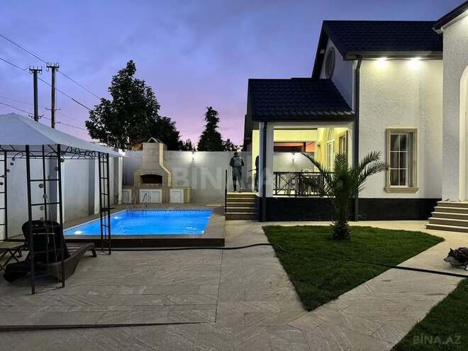 4 otaqlı həyət evi/bağ evi - Şüvəlan q. - 360 m² (15)