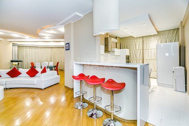 4 otaqlı yeni tikili - 28 May m. - 200 m² (4)
