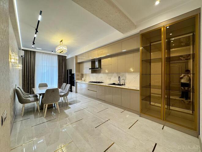 İcarəyə verilir 4 otaqlı yeni tikili 250 m², Sahil m., photo 13 from 32
