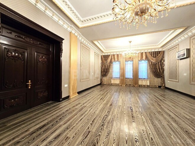 7-комн. дом/дача - м. 8 ноября - 900 м² (13)