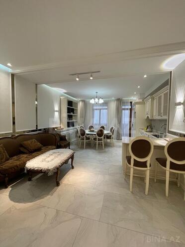 4 otaqlı yeni tikili - İnşaatçılar m. - 146 m² (1)