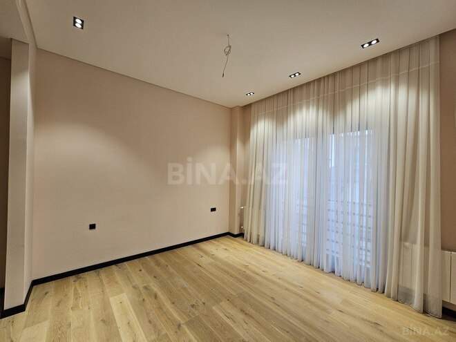 6-комн. дом/дача - пос. Бадамдар - 550 м² (25)