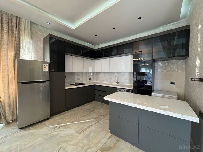4 otaqlı həyət evi/bağ evi - Şüvəlan q. - 150 m² (16)