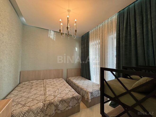 4 otaqlı həyət evi/bağ evi - Şüvəlan q. - 150 m² (17)