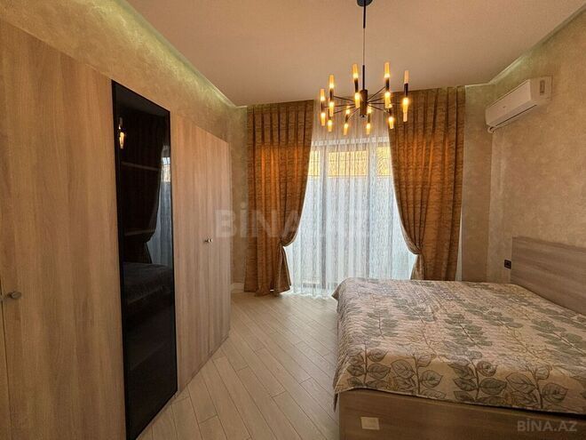 4 otaqlı həyət evi/bağ evi - Şüvəlan q. - 150 m² (19)