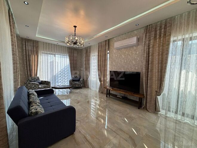 4 otaqlı həyət evi/bağ evi - Şüvəlan q. - 150 m² (20)