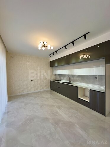 5 otaqlı həyət evi/bağ evi - Şüvəlan q. - 200 m² (7)