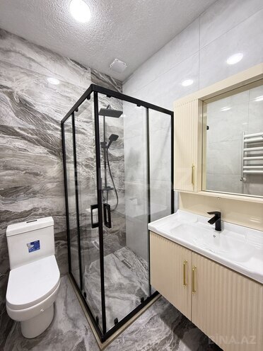 4 otaqlı həyət evi/bağ evi - Şüvəlan q. - 145 m² (18)