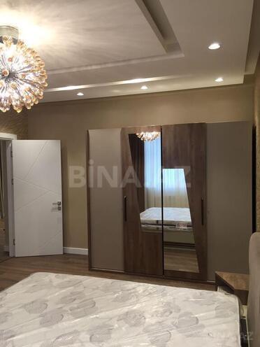6 otaqlı həyət evi/bağ evi - Şüvəlan q. - 400 m² (22)