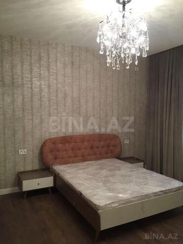 6 otaqlı həyət evi/bağ evi - Şüvəlan q. - 400 m² (18)