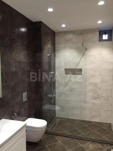 6 otaqlı həyət evi/bağ evi - Şüvəlan q. - 400 m² (30)