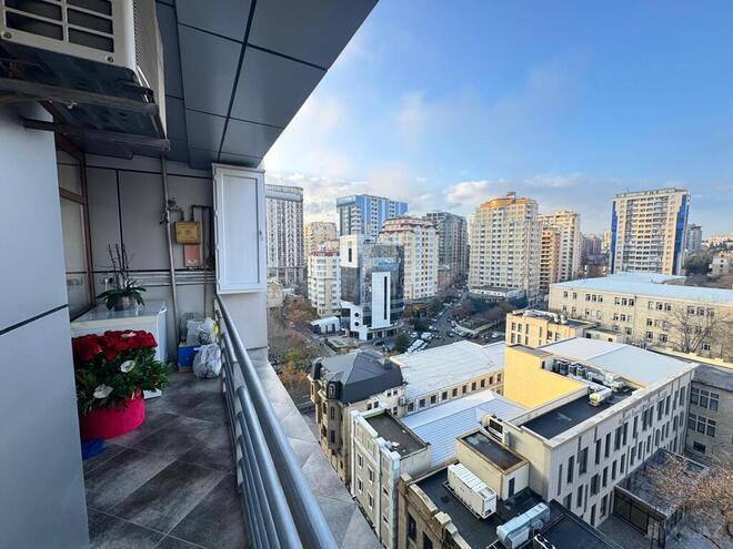 3-комн. новостройка - м. 28 мая - 134 м² (8)