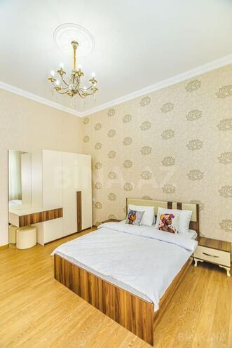 5-комн. вторичка - м. Сахил - 180 м² (24)