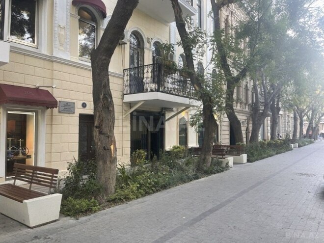 5-комн. вторичка - м. Сахил - 180 м² (1)