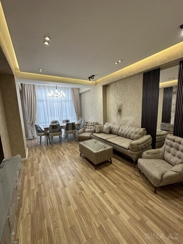 2 otaqlı yeni tikili - 7-ci mikrorayon q. - 75 m² (2)