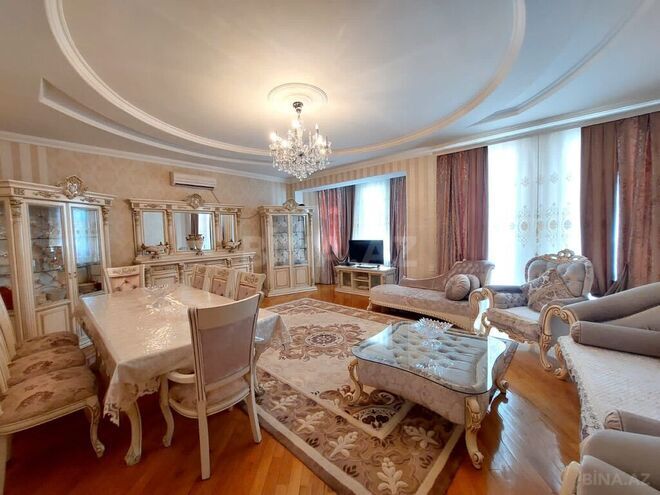 Satılır 20 otaqlı həyət evi/bağ evi 1 600 m², Badamdar q., photo 21 from 24