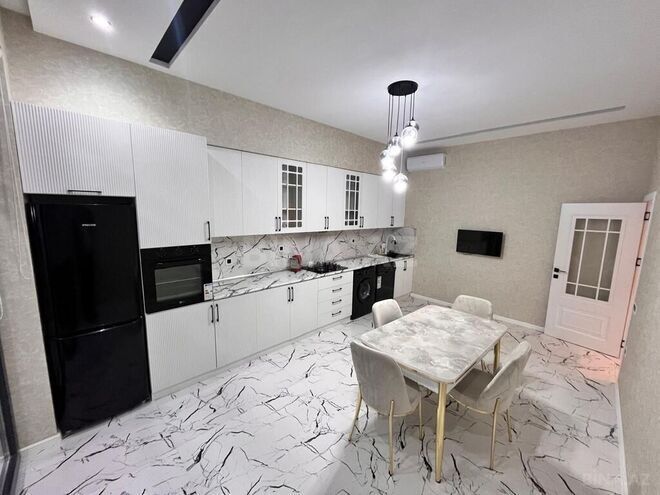 5 otaqlı həyət evi/bağ evi - Buzovna q. - 350 m² (16)
