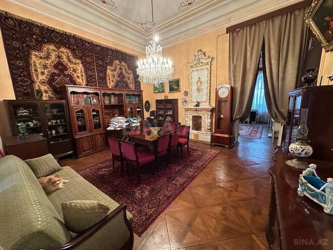 Satılır 7 otaqlı köhnə tikili 280 m², Sahil m., photo 4 from 31