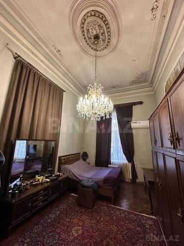 Satılır 7 otaqlı köhnə tikili 280 m², Sahil m., photo 23 from 31