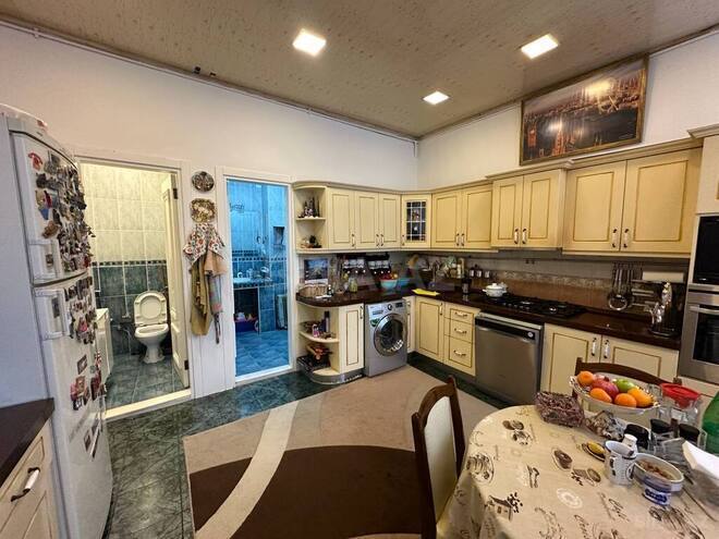 Satılır 7 otaqlı köhnə tikili 280 m², Sahil m., photo 16 from 31