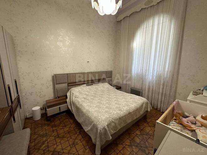 Satılır 7 otaqlı köhnə tikili 280 m², Sahil m., photo 29 from 31