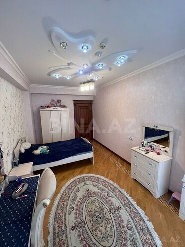 4-комн. новостройка - м. 28 мая - 193 м² (18)