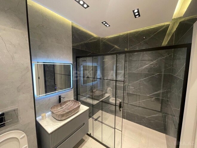 3-комн. новостройка - м. 8 ноября - 148 м² (9)