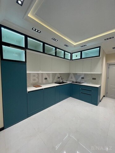 3-комн. новостройка - м. 8 ноября - 148 м² (8)