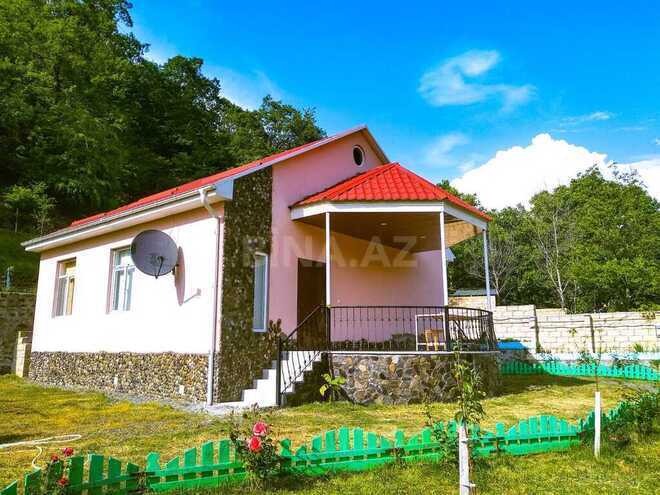 3 otaqlı həyət evi/bağ evi - Qax - 72 m² (1)