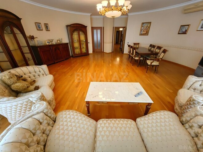 4 otaqlı yeni tikili - 28 May m. - 235 m² (2)