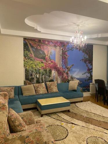 3 otaqlı yeni tikili - Ağ şəhər q. - 144 m² (1)