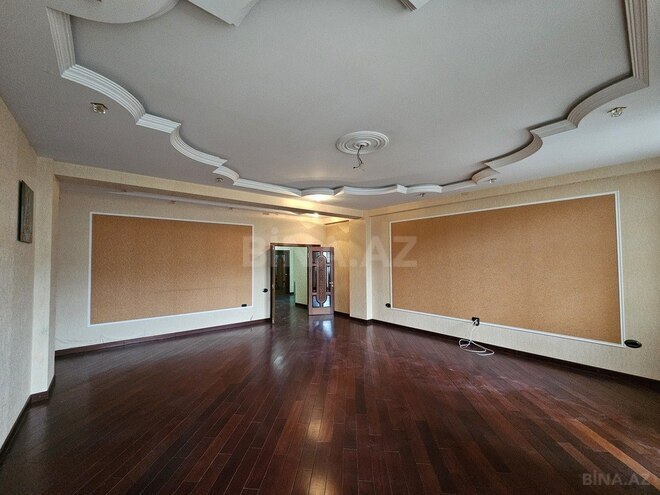 4-комн. новостройка - м. 28 мая - 204 м² (1)