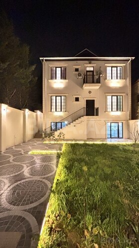 9 otaqlı həyət evi/bağ evi - Fatmayı q. - 284 m² (1)