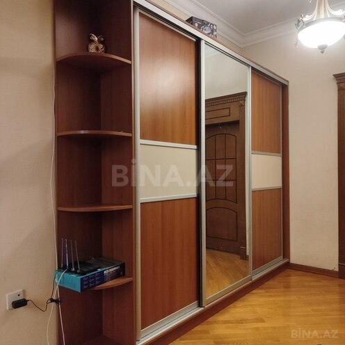 3-комн. новостройка - м. 28 мая - 140 м² (15)