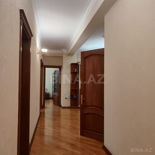 3-комн. новостройка - м. 28 мая - 140 м² (8)