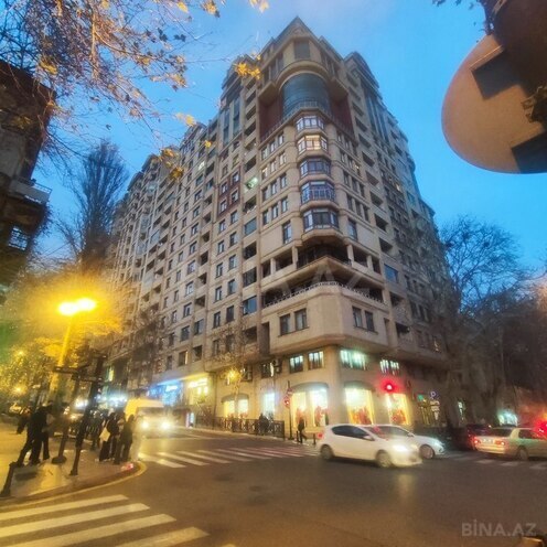 3-комн. новостройка - м. 28 мая - 140 м² (1)