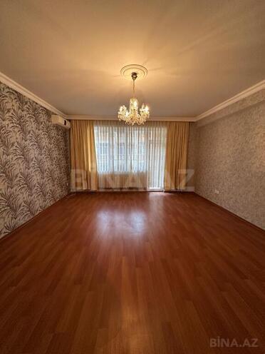 3 otaqlı yeni tikili - İnşaatçılar m. - 135 m² (1)