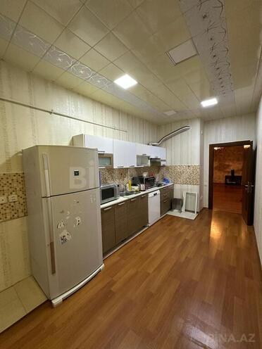 3 otaqlı yeni tikili - İnşaatçılar m. - 135 m² (13)
