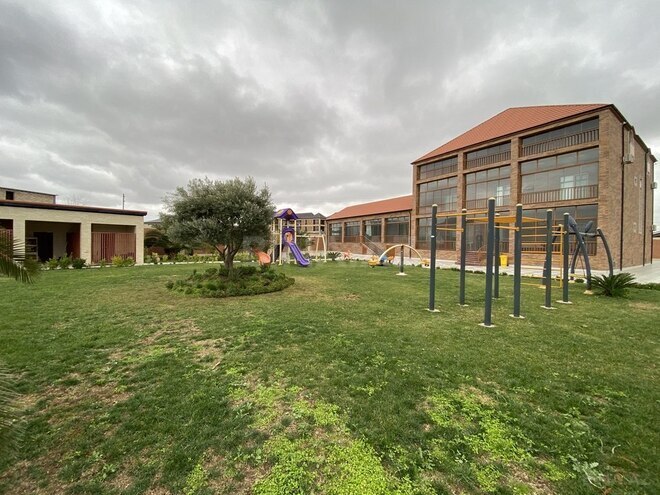 6 otaqlı həyət evi/bağ evi - Buzovna q. - 600 m² (1)