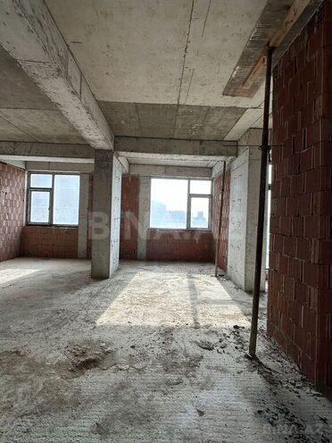 3-комн. новостройка - м. 28 мая - 126 м² (3)