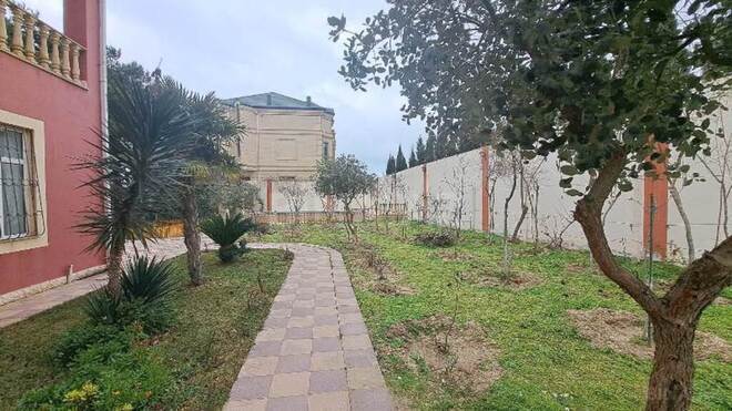 7 otaqlı həyət evi/bağ evi - Novxanı q. - 260 m² (25)