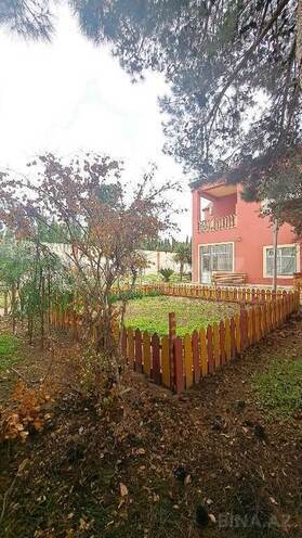 7 otaqlı həyət evi/bağ evi - Novxanı q. - 260 m² (24)
