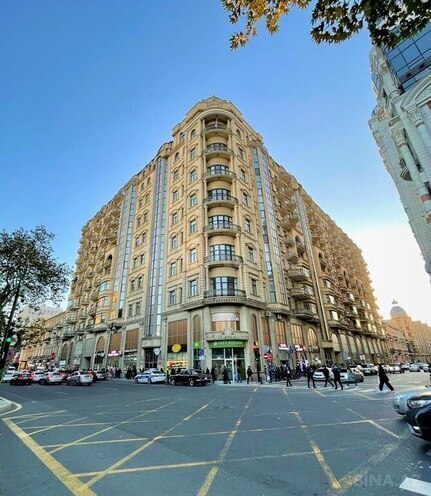 6-комн. офис - м. Сахил - 200 м² (1)