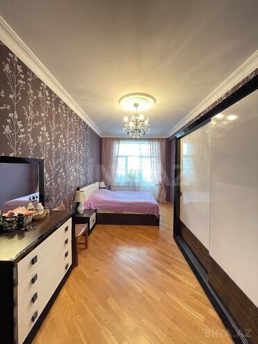 4 otaqlı yeni tikili - İnşaatçılar m. - 175 m² (12)