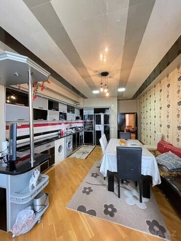 4 otaqlı yeni tikili - İnşaatçılar m. - 175 m² (18)