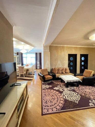 4 otaqlı yeni tikili - İnşaatçılar m. - 175 m² (5)