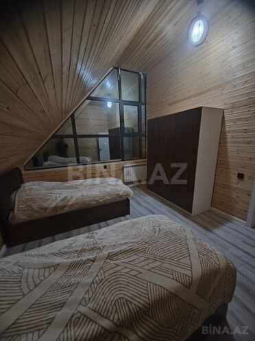8 otaqlı həyət evi/bağ evi - Qəbələ - 300 m² (16)